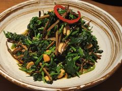 青年拌菜-青年公社烤鸭(宝杨宝龙广场店)