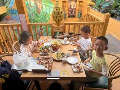-傣家寨花园主题餐厅