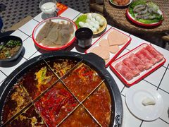 -卤校长老火锅(绿地468店)