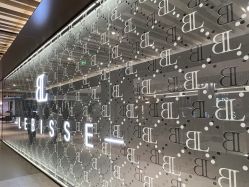 -LB·海菲秀牛奶光官方体验中心