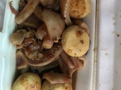 尤鱼蟹子包猪耳-明记牛杂(新马路分店)