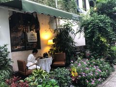 -默迹咖啡馆