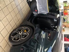 -车水马龙3M汽车贴膜冠军店隐形车衣改色膜(漕宝路中环店)