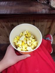 -镁连社·美联社