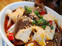 -炉小二铜锅牛蛙•川湘菜(三里屯店)