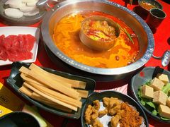 -谭鸭血老火锅(万象九宜城店)