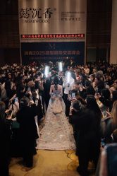 -懿沉香中式嫁衣礼服秀禾服龙凤褂马来褂旗袍总店