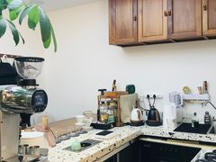 -Line 咖啡(石厦花园店)