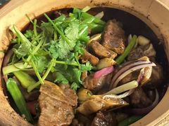 -八府香鸭·啫啫煲(华山路店)