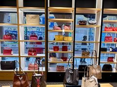 -首创奥特莱斯(西安店)