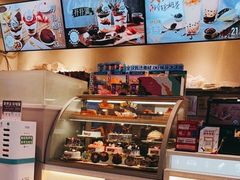 -DQ·蛋糕·冰淇淋(三亚青春颂店)