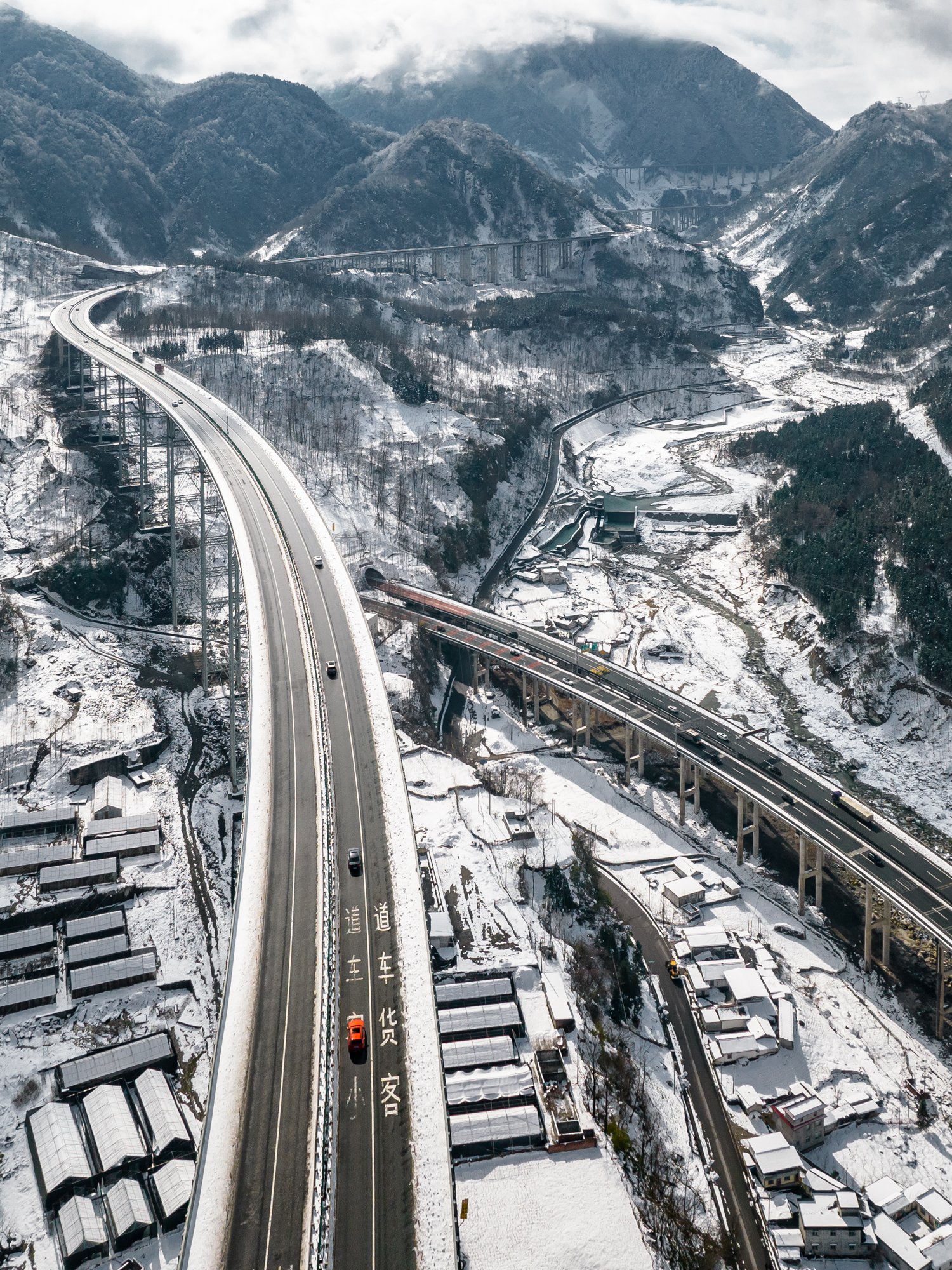 乌雀山大桥图片