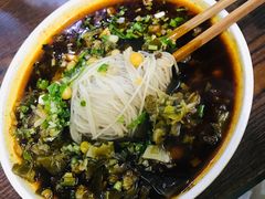 -杨家米粉(千禧公寓店)