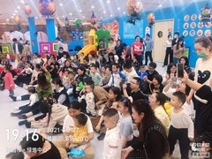 -美吉姆国际儿童发展中心(红谷滩绿地缤纷城中心)