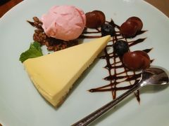 原味芝士蛋糕配冰淇淋-浦鸿会尚莊亲子餐厅(碧云店)