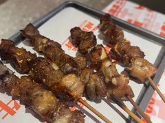 -威记烧嘢·南宁烧烤·超级生牛(绿地店)