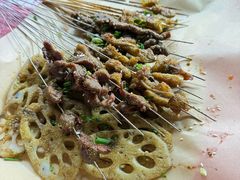 -老街烧烤大排档·地道湖北菜·龙虾馆(汉口火车站店)