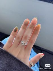 -初心纹眉洗眉·美睫专业店