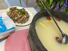 -墨脱石锅椰子鸡•海鲜糟粕醋(榆亚路店)