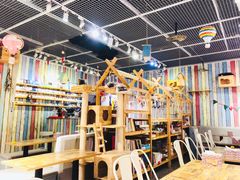 大堂-小时光咖啡馆(开森度假森林店)