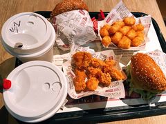 -The Habit Burger Grill 哈比特汉堡(复兴soho店)