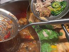 -犇鼎牛潮汕牛肉火锅(新辰里学清路店)
