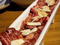 -炼火烤肉店