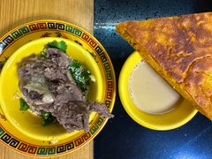 -银同牦牛肉火锅