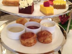 红丝绒下午茶-Salon de Ville浦江汇(上海外滩华尔道夫酒店店)