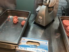 -The Habit Burger Grill 哈比特汉堡(爱琴海店)