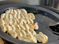 -黄阿姨锅贴大王(万航渡路店)