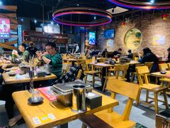 大堂-聚点串吧·北京烧烤(公益西桥店)
