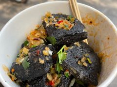 -黑色经典臭豆腐·湖南特产(太平街口店)
