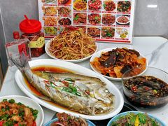 -丹水桥地锅鱼·翘嘴鲌·地方特色全鱼宴(丹江口大坝店)