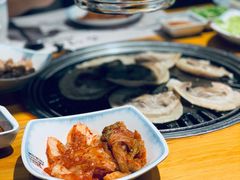 -唯成•韩国炭火烤肉 유성고기