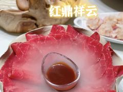 -红鼎豆捞·非遗鲍皇汤火锅(宝丰路店)