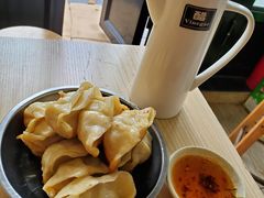 -黄阿姨锅贴大王(万航渡路店)