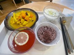 -轻蔬不用等·素食(江苏路店)