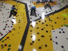 -问山MountQuest攀岩馆