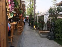 -二荆条·蜀鲜汇城市森林火锅