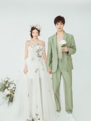 -光阴的故事婚纱摄影(苏州店)