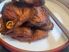 上海熏鱼-老正兴菜馆(福州路店)