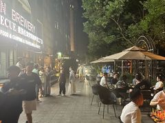 -麦凯伦烧烤·精酿超级工厂店(金桥总店)