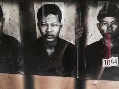 -吐斯廉屠杀博物馆