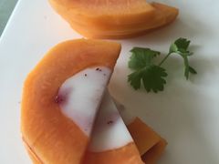 -红栌温泉山庄生态美食餐厅