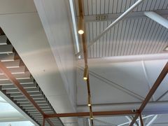 -星巴克(上海虹桥站2A检票口)