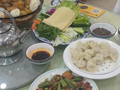 -鹤乡东北菜(崮山路店)