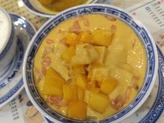 -广信牛奶甜品世家(台东店)