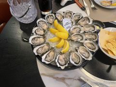 -斯普汇生蚝牛排馆(中骏世界城店)