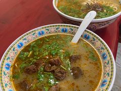 -金杨拉面王小吃面馆·牛三宝面·红烧牛肉粉